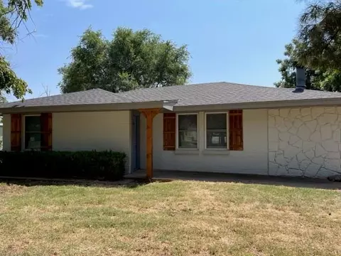 204 E Main St, Corn, OK 73024 photo 2