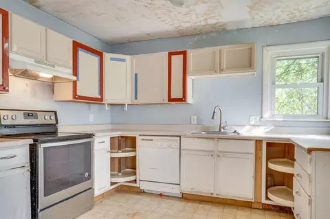1026 S Cherry St, Ada, OK 74820 photo 8
