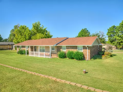 1293 N Peebly Rd, Choctaw, OK 73020