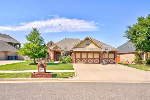 2113 NW 183rd Ct, Edmond, OK 73012