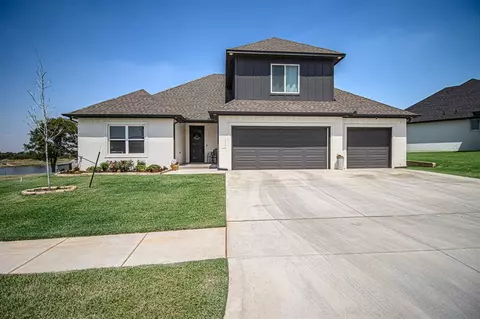 15221 Caspian Ln, Edmond, OK 73013