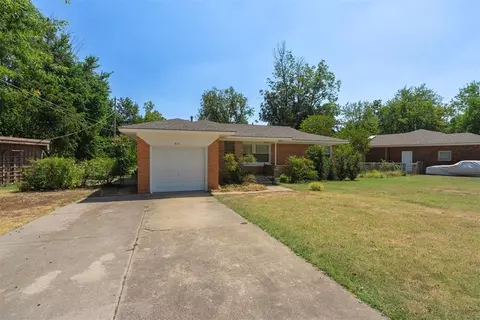 617 Sherwood Dr, Norman, OK 73071