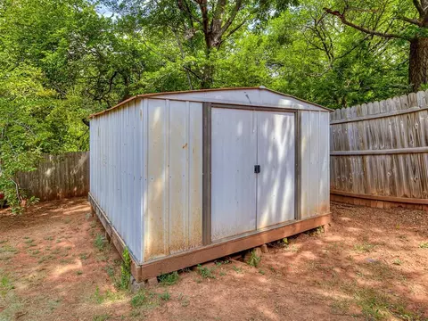 2117 Foxfire Rd, Edmond, OK 73003 photo 50