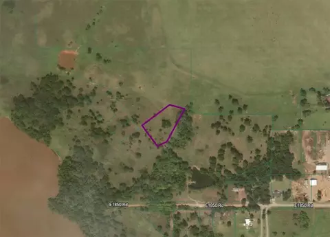 E 1850 Road, Comanche, OK 73529 photo 2
