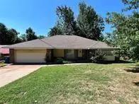 1400 Devonshire Ct, Edmond, OK 73034