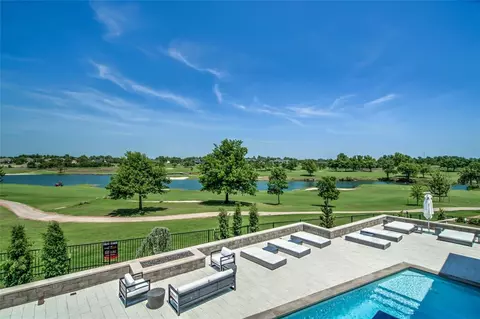 6420 Oak Tree Cir, Edmond, OK 73025