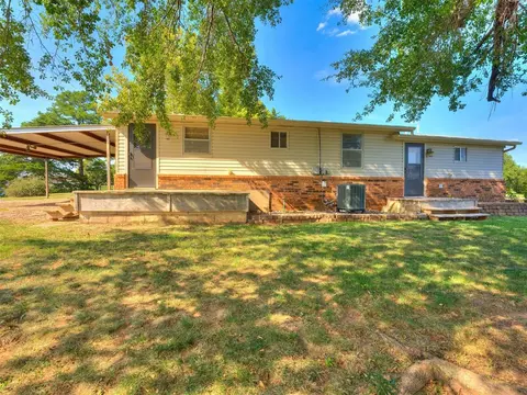 6716 E Waterloo Rd, Edmond, OK 73034 photo 27