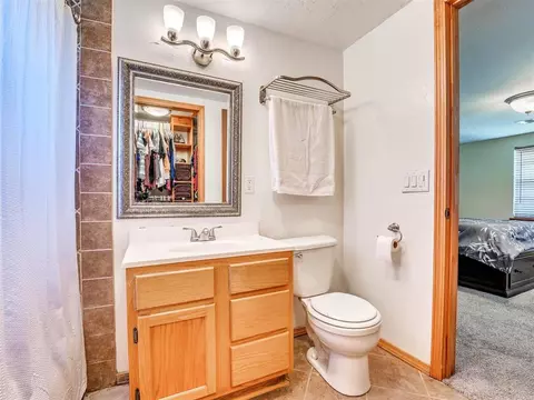 6716 E Waterloo Rd, Edmond, OK 73034 photo 25