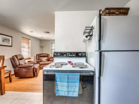 6716 E Waterloo Rd, Edmond, OK 73034 photo 10