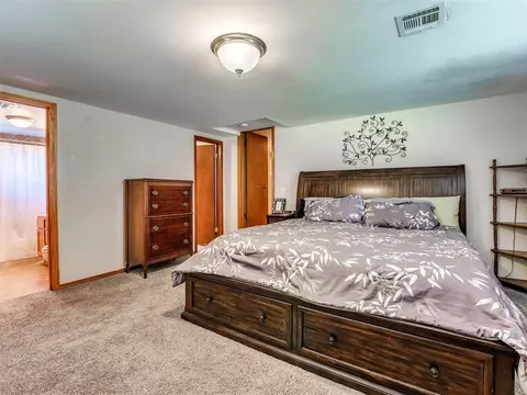 6716 E Waterloo Rd, Edmond, OK 73034 photo 21