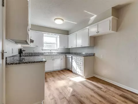 533 Clearview Dr, Norman, OK 73072 photo 14
