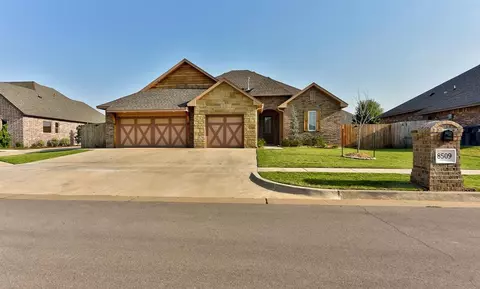 8509 NW 110th St, Oklahoma City, OK 73162