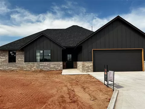 216 Outlander Way, Shawnee, OK 74804