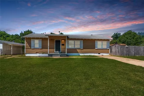 3221 N Holman Ct, Midwest City, OK 73110