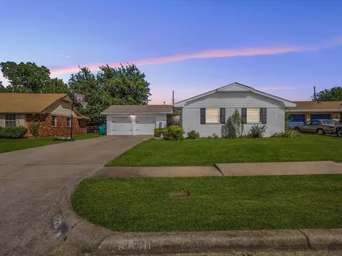 8820 S Youngs Blvd, Oklahoma City, OK 73159