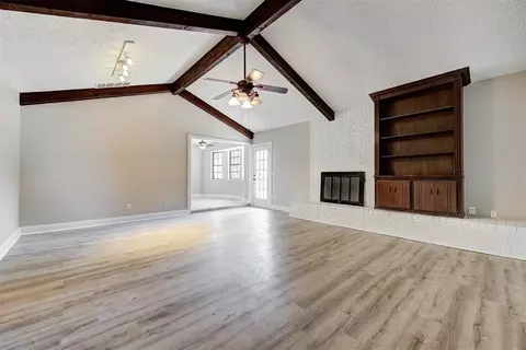 2324 Shadowlake Dr, Oklahoma City, OK 73159