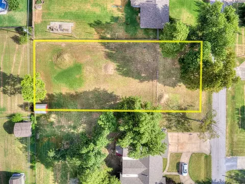 1325 N Valley View Dr, Oklahoma City, OK 73127