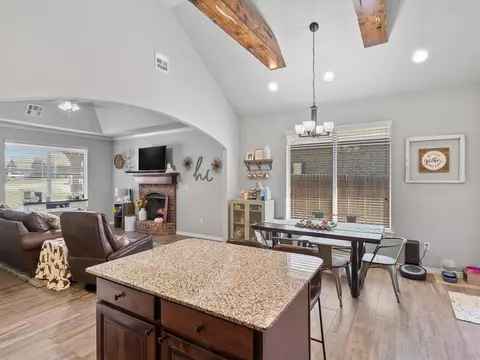 271 Timber Ln, Harrah, OK 73045 photo 7