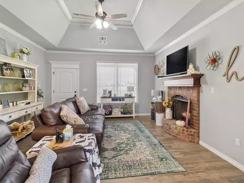 271 Timber Ln, Harrah, OK 73045 photo 5