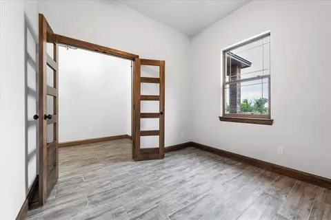 1105 Kimberlin Ln, Tuttle, OK 73089 photo 5
