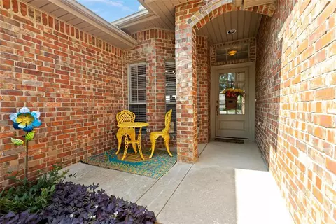 7533 NW 129th St, Oklahoma City, OK 73142