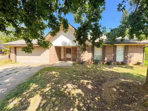 10 Doug Dr, Shawnee, OK 74804