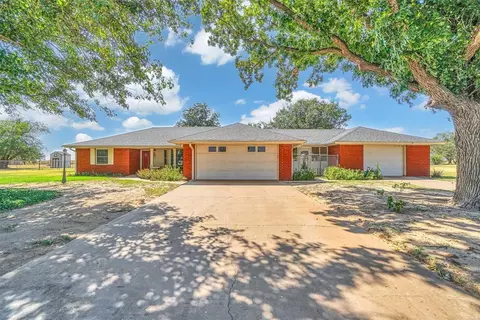 20425 E County Road 1567, Altus, OK 73521 photo 2