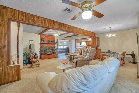 20425 E County Road 1567, Altus, OK 73521 photo 3