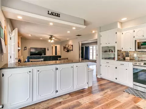 4005 N Riverside Dr, Bethany, OK 73008 photo 32