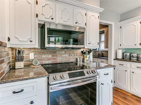 4005 N Riverside Dr, Bethany, OK 73008 photo 34