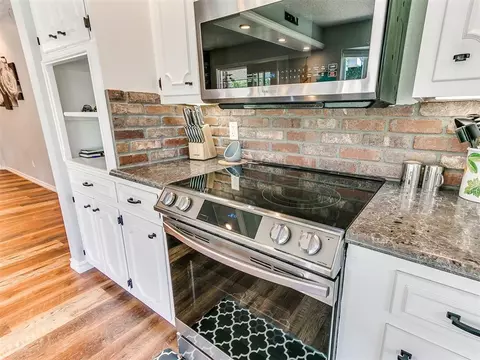 4005 N Riverside Dr, Bethany, OK 73008 photo 30