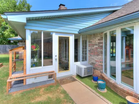 4005 N Riverside Dr, Bethany, OK 73008 photo 26