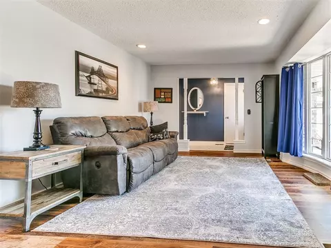 4005 N Riverside Dr, Bethany, OK 73008 photo 13