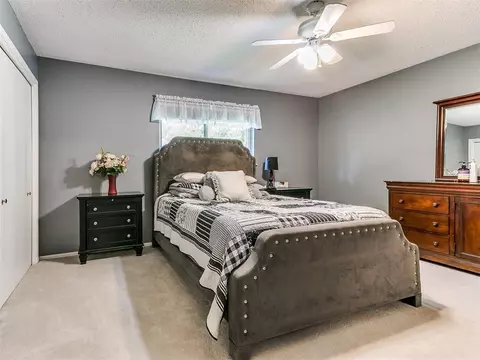 4005 N Riverside Dr, Bethany, OK 73008 photo 9