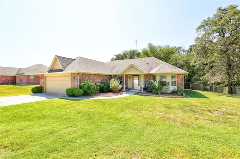 41107 Cottage Dr, Shawnee, OK 74804
