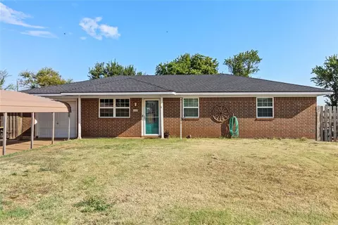 112 Bluestem St, Weatherford, OK 73096