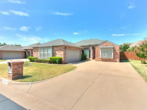 12317 Crystal Gardens Dr, Oklahoma City, OK 73170