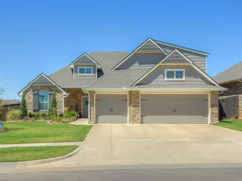 9233 NW 90th St, Yukon, OK 73099