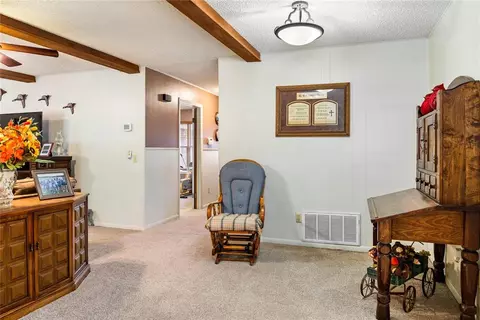 625 E Camelback Rd, Duncan, OK 73533 photo 10