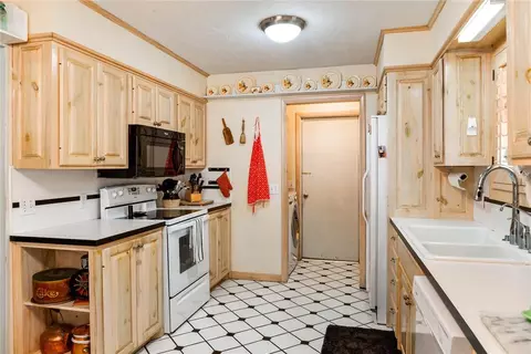 625 E Camelback Rd, Duncan, OK 73533 photo 13