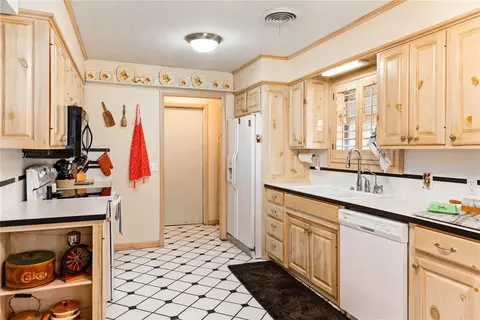625 E Camelback Rd, Duncan, OK 73533 photo 12