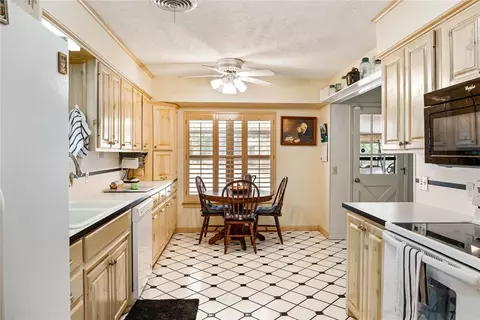 625 E Camelback Rd, Duncan, OK 73533 photo 15