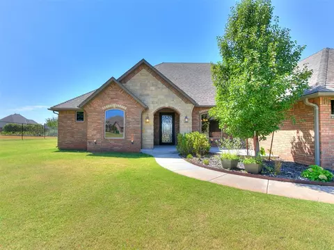 5012 SE 152nd Ct, Oklahoma City, OK 73165