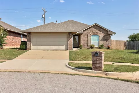 2105 NW 199th St, Edmond, OK 73012