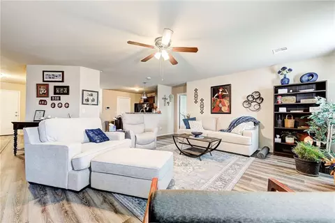 1117 Ironstone Dr, Noble, OK 73068