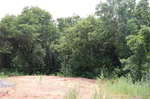 7717 Whitney Michel Dr, Oklahoma City, OK 73121