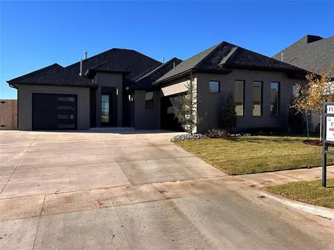 6704 NW 146th St, Oklahoma City, OK 73142