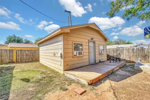 1111 Loyadell St, Altus, OK 73521 photo 31