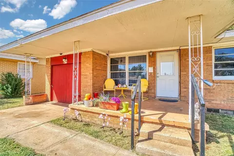 1111 Loyadell St, Altus, OK 73521 photo 4