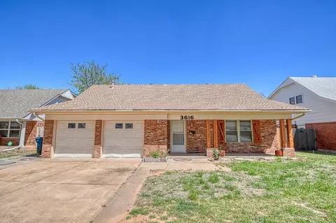 3616 Ridgehaven Dr, Midwest City, OK 73110